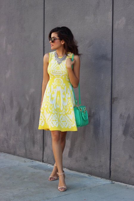 Лимонное платье