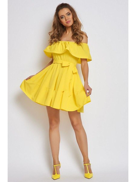 Желтое летнее платье