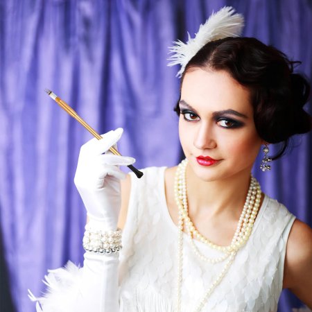 Образ дамы с мундштуком