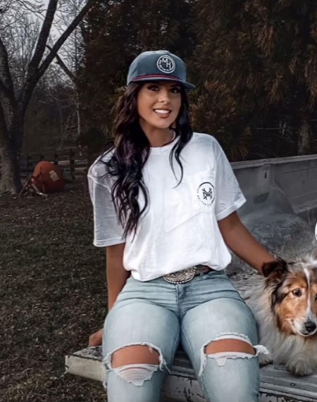 Красива девушка