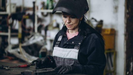 Харви шнайдер сварщица