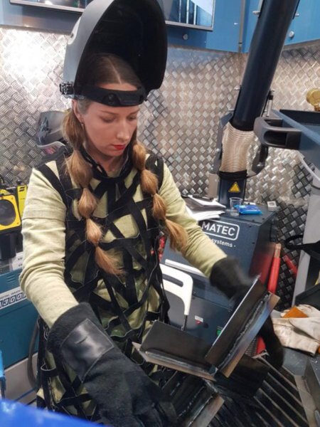 Диана багаутдинова сварщик