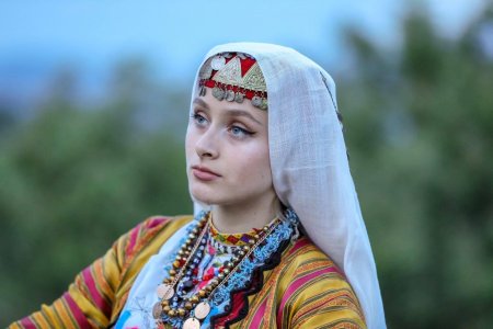 Болгары внешность