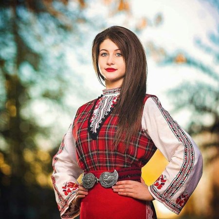 Болгарская девушка