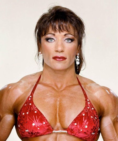 Накаченная грудь у женщин