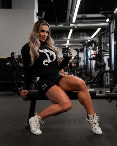 Кассандра гиллис