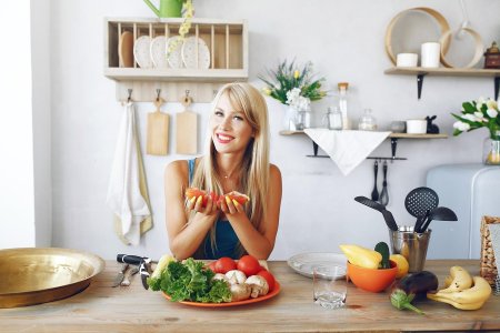 Хозяйка на кухне