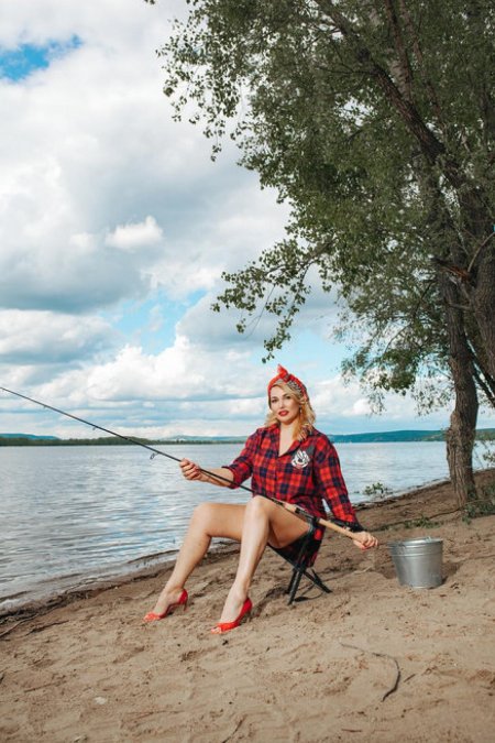 Бывалая рыбачка