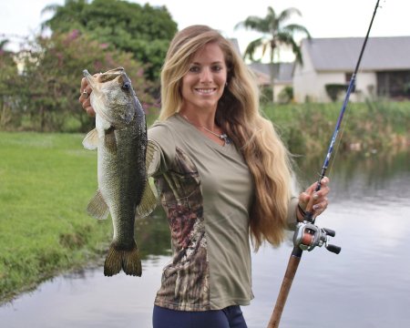 Рыбалка девушка