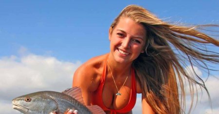 Телки с рыбой