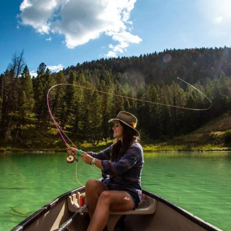 Рыбалка девушка