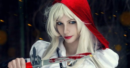 Косплеерша альва