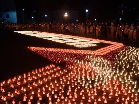 Акция свеча памяти на поклонной горе