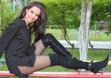 Сапоги на шпильках