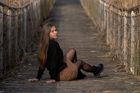 Молодые девушки в колготках