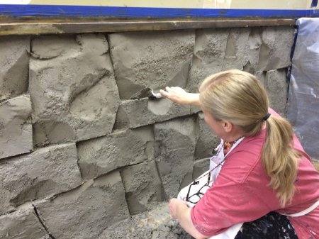 Каменная стена из бетона