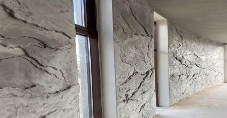 Декоративная штукатурка скала в интерьере