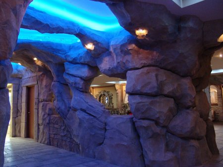 Грот из архитектурного бетона