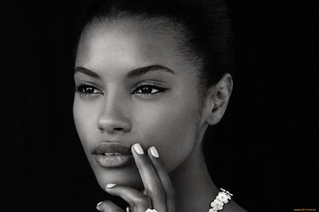 Мулатка портрет