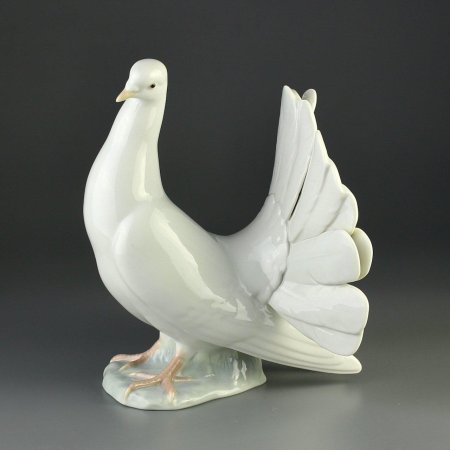 Фарфоровые статуэтки lladro