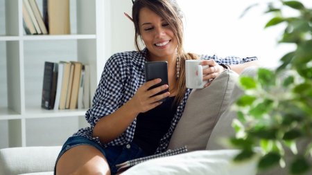 Девушка телефон