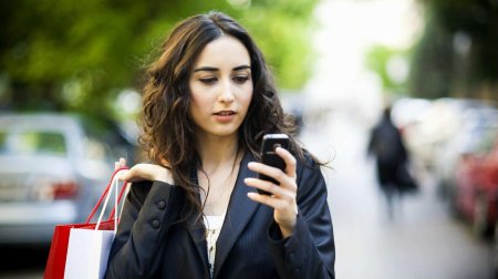 Телефон девушка