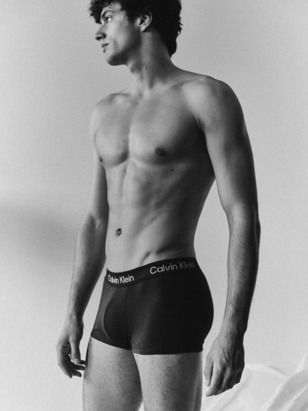 Реклама мужского нижнего белья кельвин кляйн