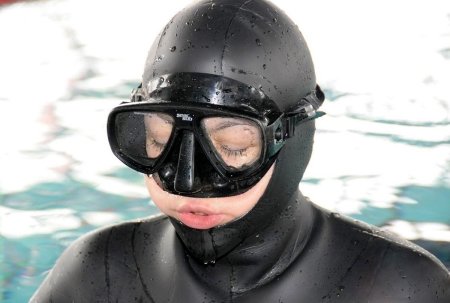 Гидрокостюм со шлемом