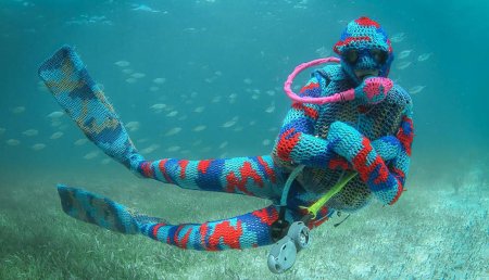 Смешной аквалангист