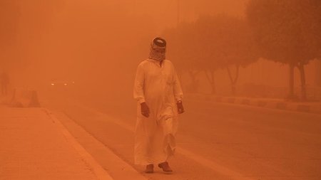 Песчаная буря саудовская аравия