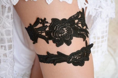 Подвязка черная кружевная