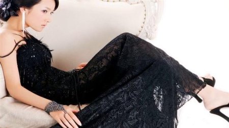 Вечернее платье длинное