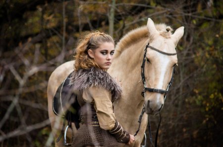 Фотосессия в стиле викингов