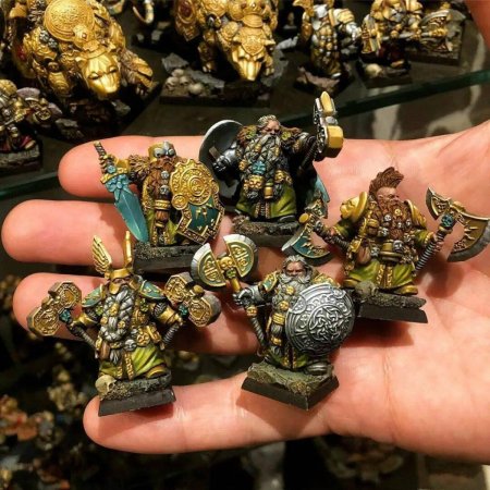 Дварф миниатюра 28 мм