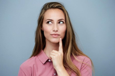 Красива женщина