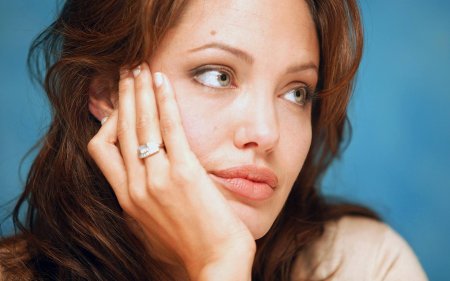 Анджелина джоли angelina jolie