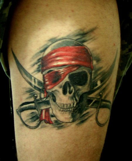 Тату веселый роджер