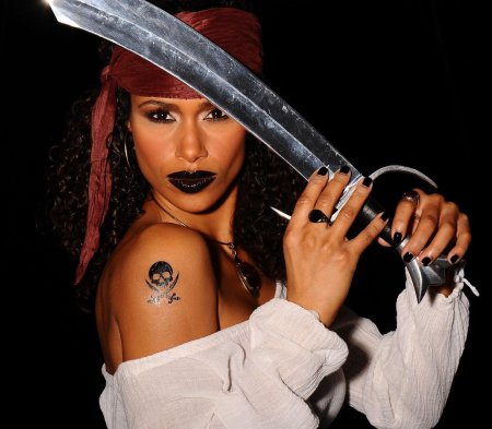 Макияж пирата для девушки