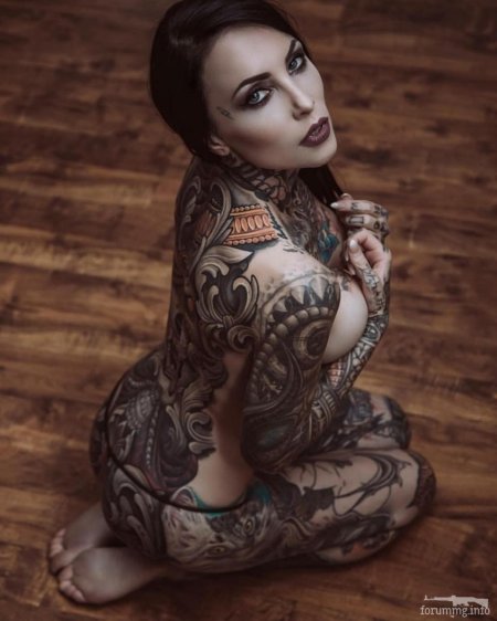 Девушки с татуировками