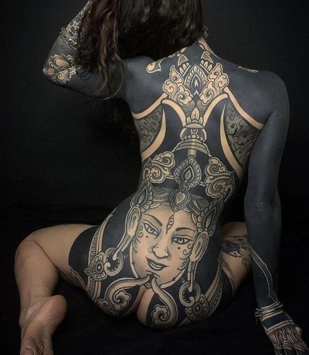 Богиня кали тату на спине