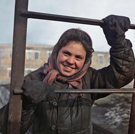 Советская женщина