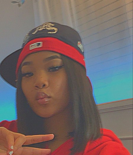 Красива девушка