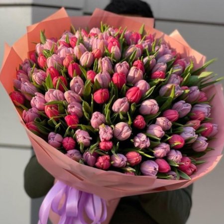 Микс пионовидных тюльпанов букет