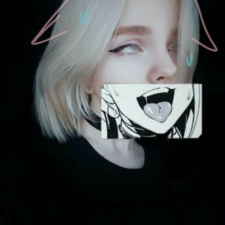 Ахегао лицо девушки