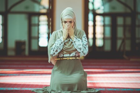 Мусульманка в мечети