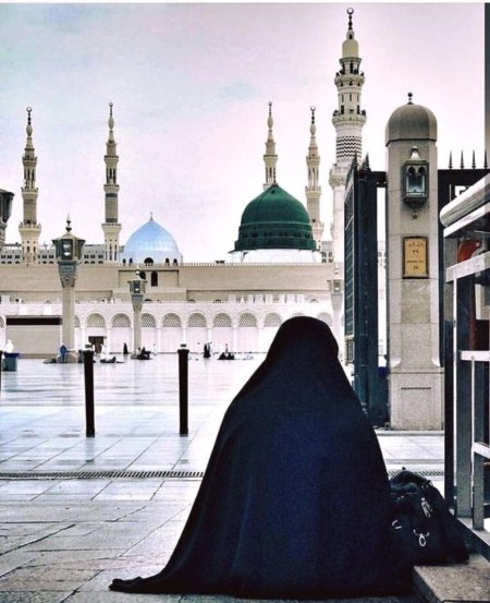 Медина мекка мусульманки