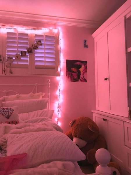 Розовая комната