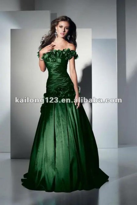 Платье зеленое вечернее