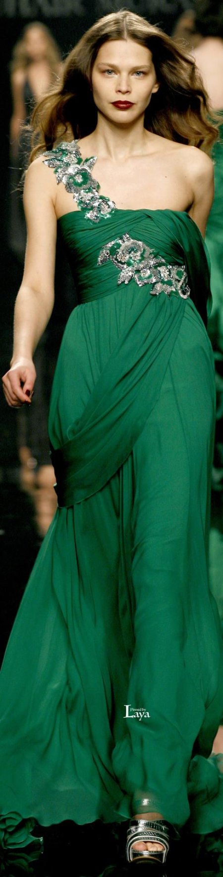 Зеленое платье зухар мурад