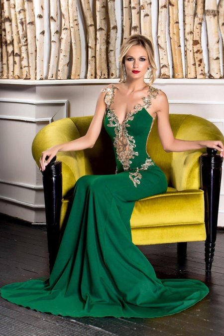 Вечернее платье зеленое